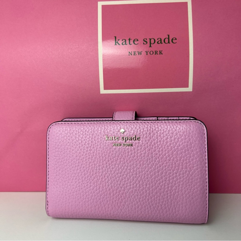 NWT Kate Spade Medium Bifold Wallet